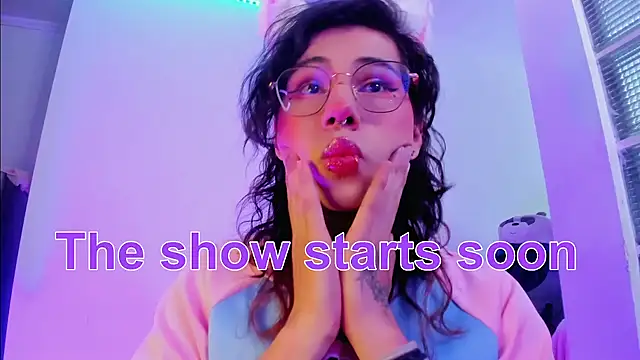 Snapshot of Sweet-SharoKitty chatting on December 2, 2025, 6:36 pm Sweet-SharoKitty online show from December 2, 2025, 6:36 pm