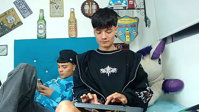 alex russo   online show from March 27, 2026, 1:44 am