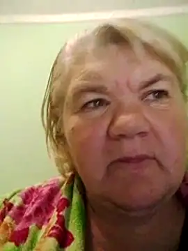 LusiyaGold5 online show from November 22, 2025, 9:47 pm