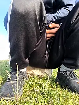 Sert erkek21 ysm online show from April 7, 2026, 2:17 pm