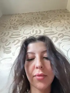 LuluMaexox online show from October 6, 2025, 1:41 pm