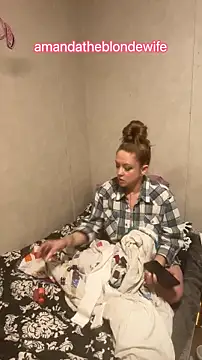 amandatheblondewife online show from March 22, 2026, 5:27 pm