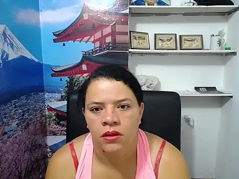 Snapshot of Biigg_xxx chatting on November 28, 2025, 1:47 pm Biigg xxx online show from November 28, 2025, 1:47 pm