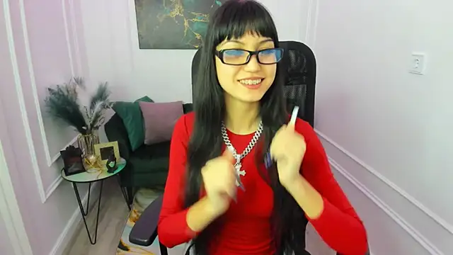 Snapshot of TiffanyYounge chatting on February 5, 2026, 11:15 am TiffanyYounge online show from February 5, 2026, 11:15 am