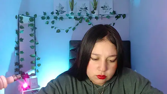 KOREN JALAA online show from February 5, 2025, 9:29 pm