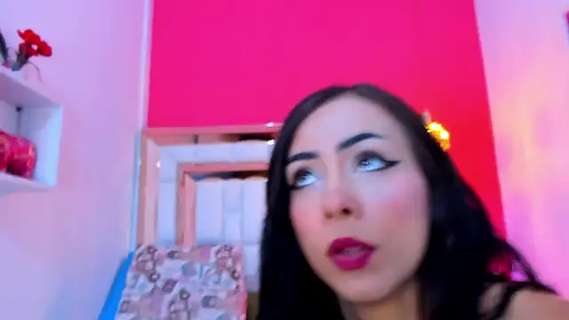 Cameron naughty online show from October 26, 2025, 11:27 am