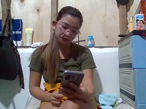 Snapshot of Hot_Lina31 chatting on March 29, 2026, 3:12 pm Hot Lina31 online show from March 29, 2026, 3:12 pm