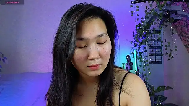 Yoon Mii online show from October 9, 2025, 12:58 pm