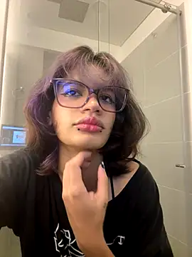 sukulaurens online show from October 7, 2025, 7:00 pm