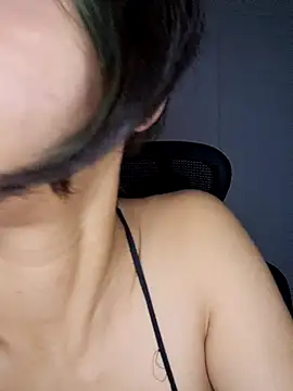 sukulaurens online show from July 29, 2026, 4:10 am