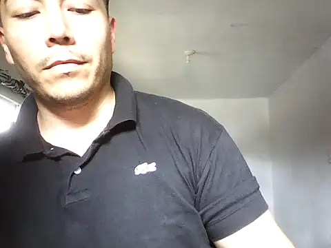 Snapshot of Lucius-08 chatting on December 1, 2025, 4:01 pm Lucius-08 online show from December 1, 2025, 4:01 pm