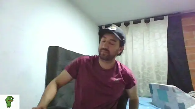 Snapshot of coolfriki chatting on July 2, 2026, 7:47 am coolfriki online show from July 2, 2026, 7:47 am