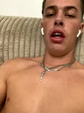 Snapshot of Bigflex1738 chatting on October 31, 2025, 6:53 pm Bigflex1738 online show from October 31, 2025, 6:53 pm