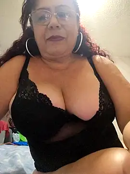 Kamila70 online show from November 28, 2025, 5:54 am