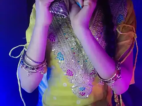 Snapshot of Roiseeee chatting on February 26, 2026, 4:55 am Roiseeee online show from February 26, 2026, 4:55 am