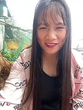 TrangNemo online show from November 8, 2025, 6:24 am