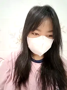 Snapshot of Xuka203 chatting on November 5, 2025, 12:54 am Xuka203 online show from November 5, 2025, 12:54 am