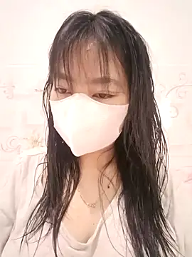 Snapshot of Xuka203 chatting on November 7, 2025, 12:43 am Xuka203 online show from November 7, 2025, 12:43 am