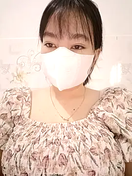 Snapshot of Xuka203 chatting on November 27, 2025, 12:13 am Xuka203 online show from November 27, 2025, 12:13 am