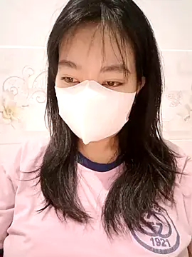 Snapshot of Xuka203 chatting on December 20, 2025, 4:25 pm Xuka203 online show from December 20, 2025, 4:25 pm