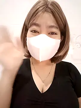 Snapshot of Xuka203 chatting on January 9, 2026, 12:24 am Xuka203 online show from January 9, 2026, 12:24 am