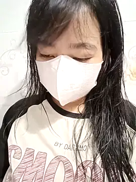 Snapshot of Xuka203 chatting on February 28, 2026, 12:11 am Xuka203 online show from February 28, 2026, 12:11 am