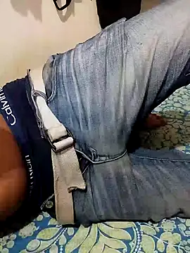 TanjiroCamadoo online show from July 10, 2026, 8:33 pm