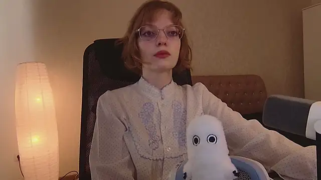 Snapshot of emymayy chatting on July 31, 2026, 12:59 pm emymayy online show from July 31, 2026, 12:59 pm
