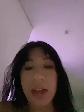 emi star online show from December 2, 2025, 9:32 pm