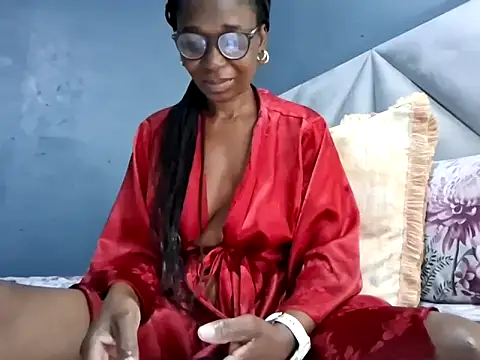 NaughtyCouga online show from June 17, 2026, 5:32 am