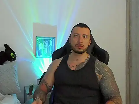 Dave-Max01 online show from October 26, 2025, 2:17 am