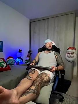 Dave-Max01 online show from November 29, 2025, 2:36 am