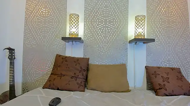 JacobBlackwell  online show from October 19, 2025, 8:42 pm