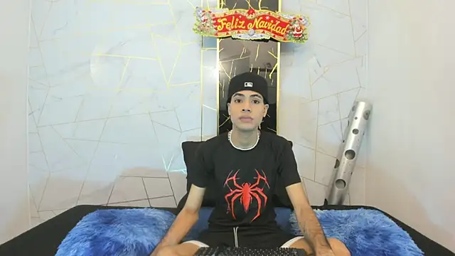 JacobBlackwell  online show from December 18, 2025, 7:53 pm