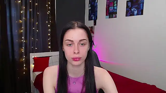 ariel is on vacation online show from October 9, 2025, 2:59 pm
