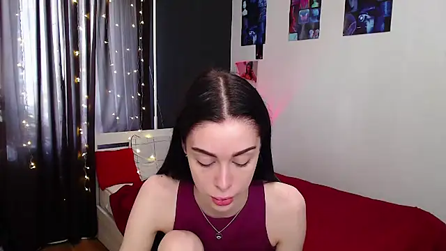ariel is on vacation online show from October 13, 2025, 8:03 am