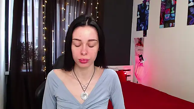 ariel is on vacation online show from October 17, 2025, 10:07 am