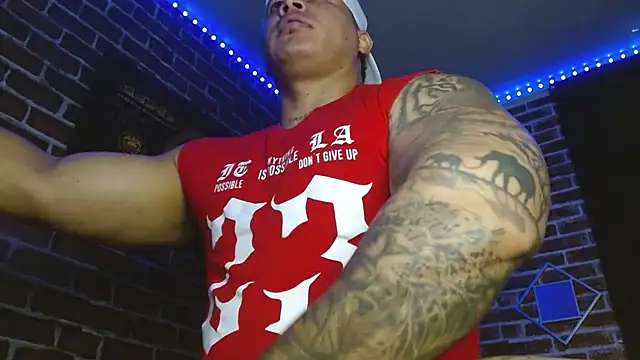 jordan bigcock  online show from November 16, 2025, 11:43 pm