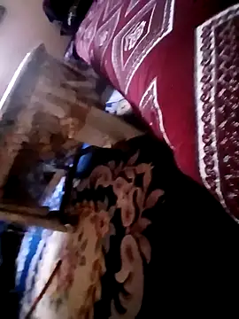 latarak321 online show from February 12, 2026, 4:46 pm