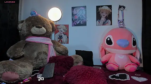 Snapshot of Himiiko_toga chatting on January 18, 2026, 11:30 pm Himiiko toga online show from January 18, 2026, 11:30 pm