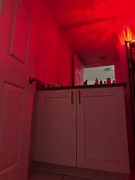 Snapshot of afterpartybtwus chatting on October 7, 2025, 1:25 am afterpartybtwus online show from October 7, 2025, 1:25 am