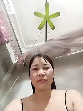 ladzy sexy online show from March 25, 2026, 7:31 pm