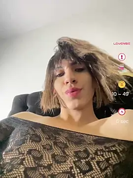 SiaraRealist online show from June 7, 2026, 2:27 am