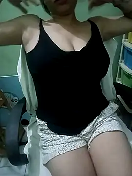 Snapshot of Parya_109 chatting on October 20, 2025, 9:04 pm Parya 109 online show from October 20, 2025, 9:04 pm