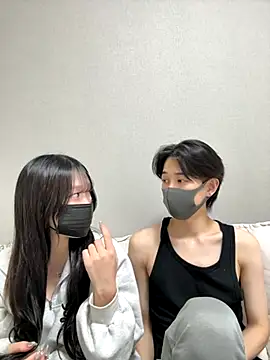 Snapshot of RAITO_ST chatting on November 3, 2025, 3:46 pm RAITO ST online show from November 3, 2025, 3:46 pm