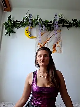 Nika aa online show from May 24, 2026, 2:44 pm
