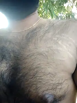 Snapshot of SL_BEAR chatting on October 31, 2025, 9:54 am SL BEAR online show from October 31, 2025, 9:54 am