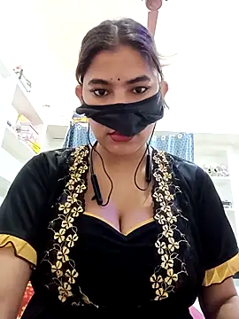 Snapshot of Hot_radhaji chatting on April 25, 2026, 1:41 am Hot radhaji online show from April 25, 2026, 1:41 am