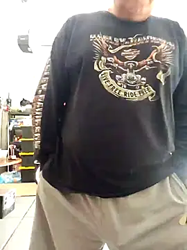 Snapshot of B1GLO chatting on February 26, 2026, 10:20 pm B1GLO online show from February 26, 2026, 10:20 pm