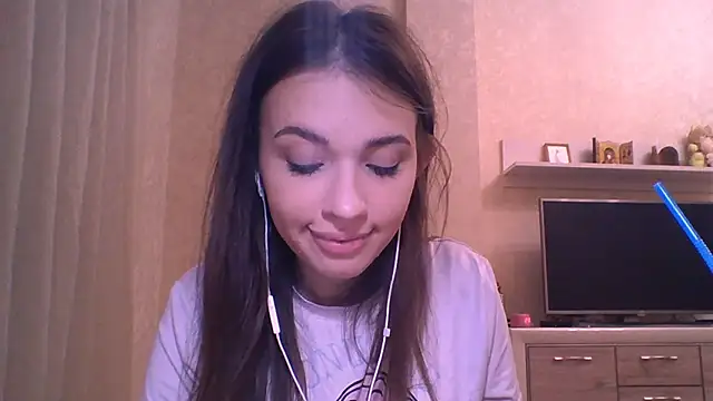 CeyaLier online show from November 27, 2025, 8:00 pm